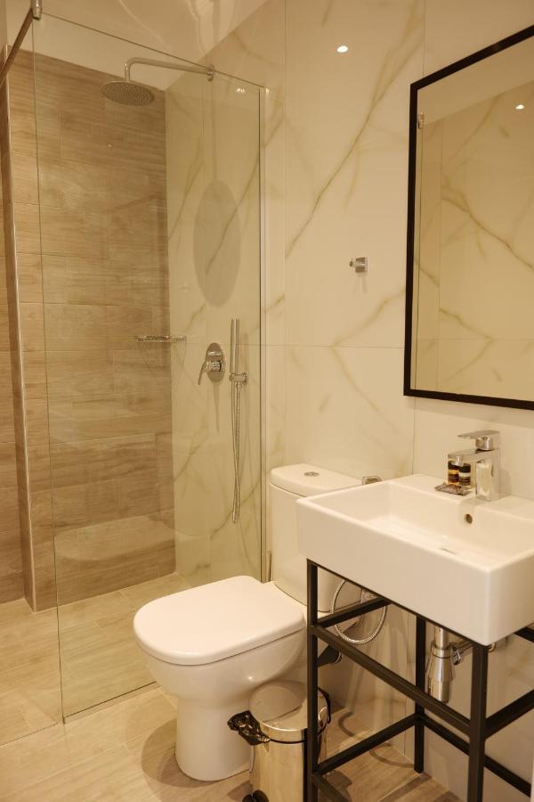 Lumi Hotel Sarande Bagian luar foto